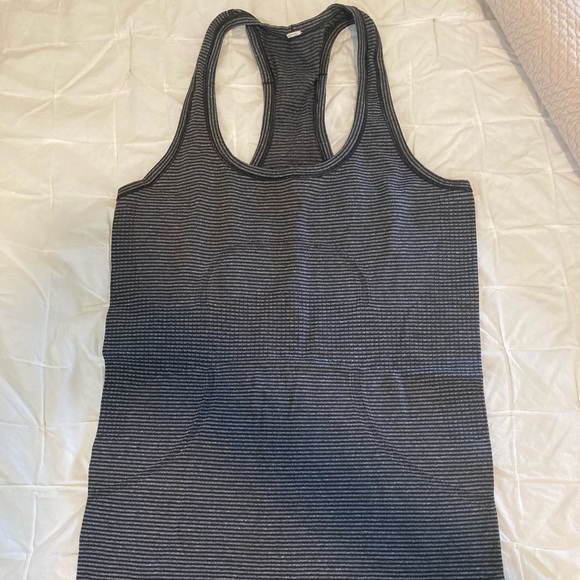 lululemon athletica Tops - Lululemon Run Swiftly Tank